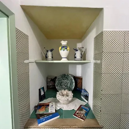 House Free Wi-fi And Air Condition Bed & Breakfast